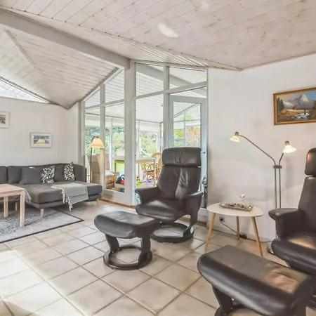 Antonella - 850m From The Sea By Interhome Semesterbostad *